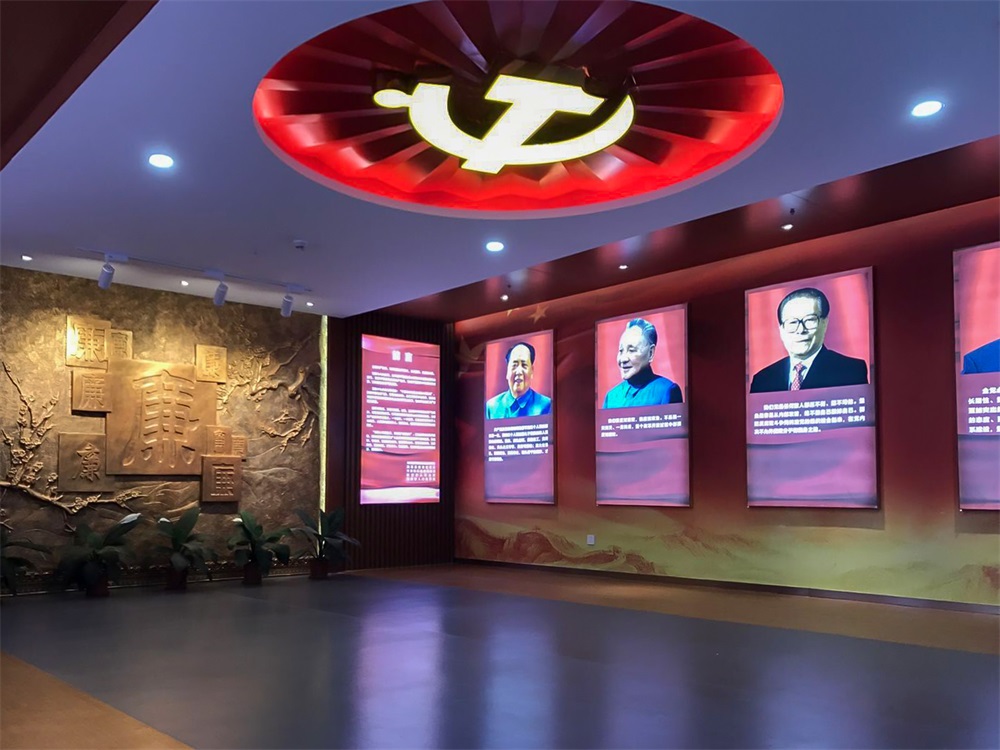 如何通過紅色展館設(shè)計(jì)展示黨的科技創(chuàng)新和科技發(fā)展成果？